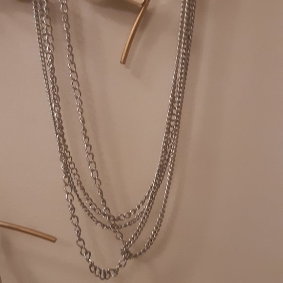Chain Necklace - Picture 2 of 3